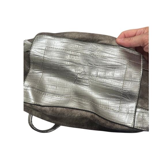 Kathy Van Zeeland On the Rocks Shopper Hobo Slouchy Handbag Metallic Gray NWOT - Picture 2 of 8